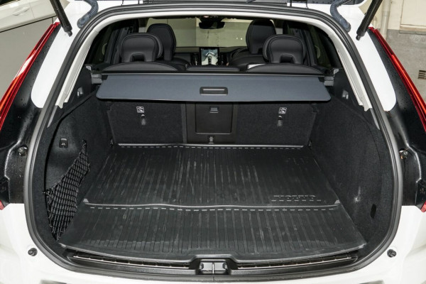 2025 MY26 Volvo XC60 UZ Plus B5 Bright SUV Image 18