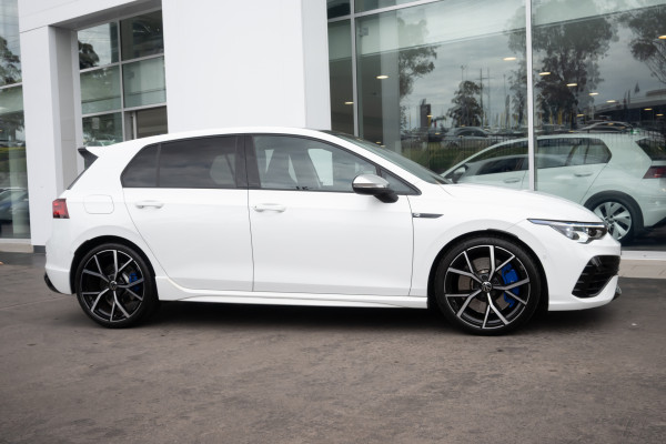 2023 Volkswagen Golf 8 R Hatch Image 3