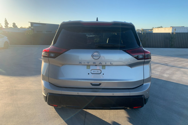2026 Nissan X-Trail T33 ST-L SUV Image 6