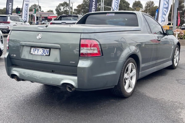 2015 Holden Ute VF SV6 Ute Image 8