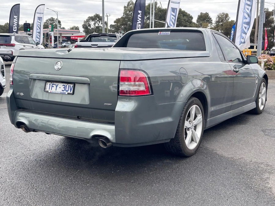 2015 Holden Ute VF SV6 Ute Image 8