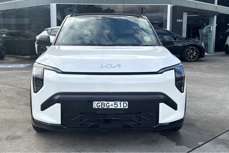 2025 Kia EV3 SV GT-Line SUV Image 2