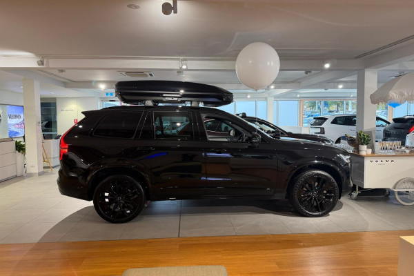 2026 Volvo XC90 L Series Black Edition SUV Image 4
