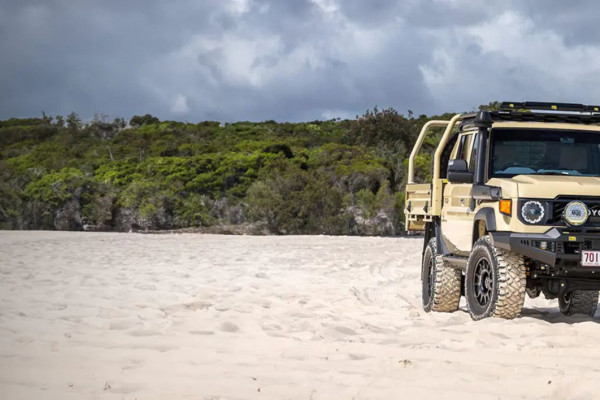 ACCESSORIES TO SUIT LANDCRUISER 70 SERIES