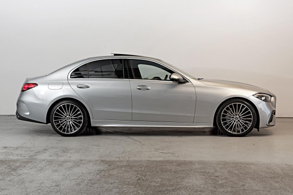 2022 Mercedes-Benz C-Class W206 C300 Sedan image 3