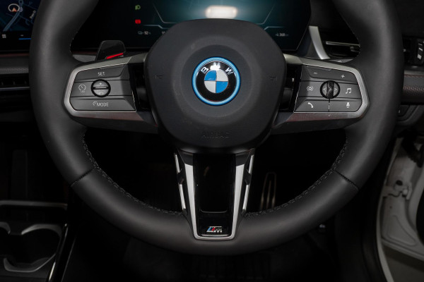 2024 BMW iX2 U10 xDrive30 M Sport SUV image 11