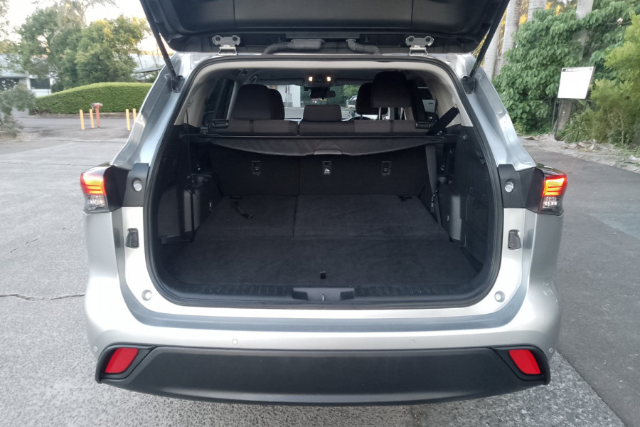 2023 Toyota Kluger TXUA70R (Petrol 2WD) GX SUV Image 15