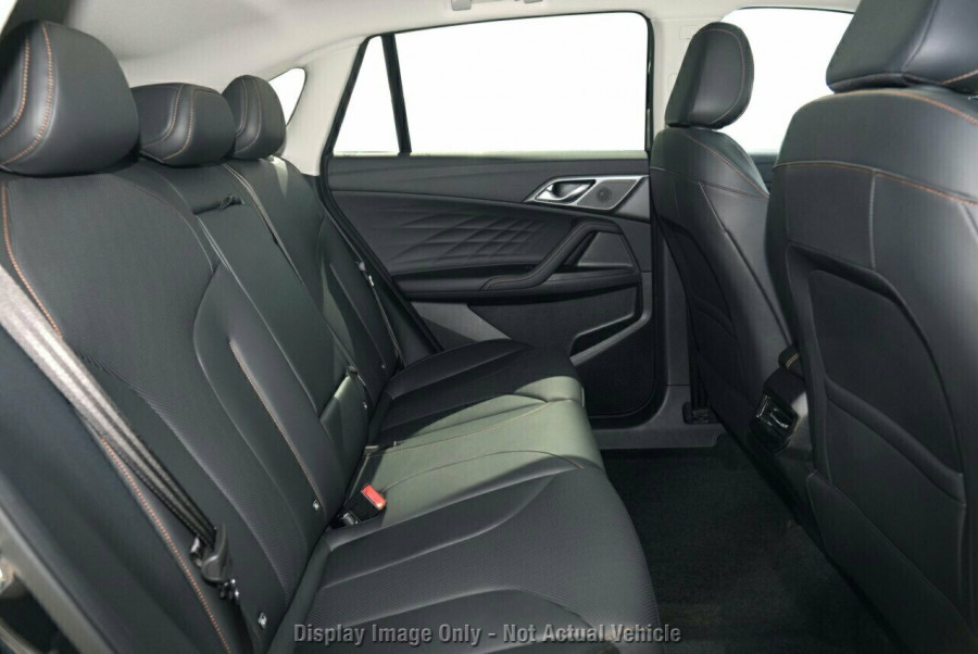 2024 MY24.5 MG HS AS33 Essence SUV Image 8
