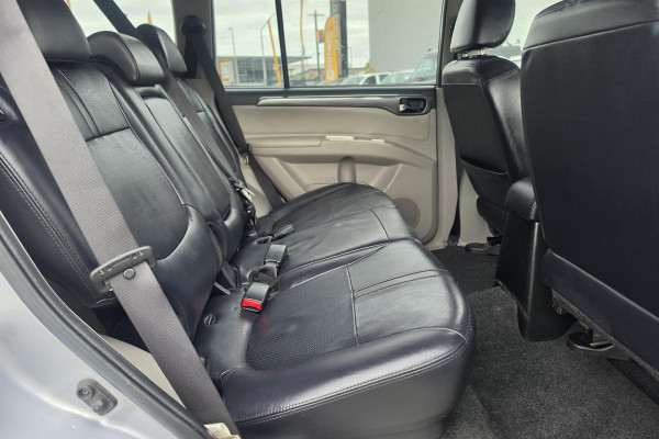2014 Mitsubishi Challenger PC LS SUV Image 15