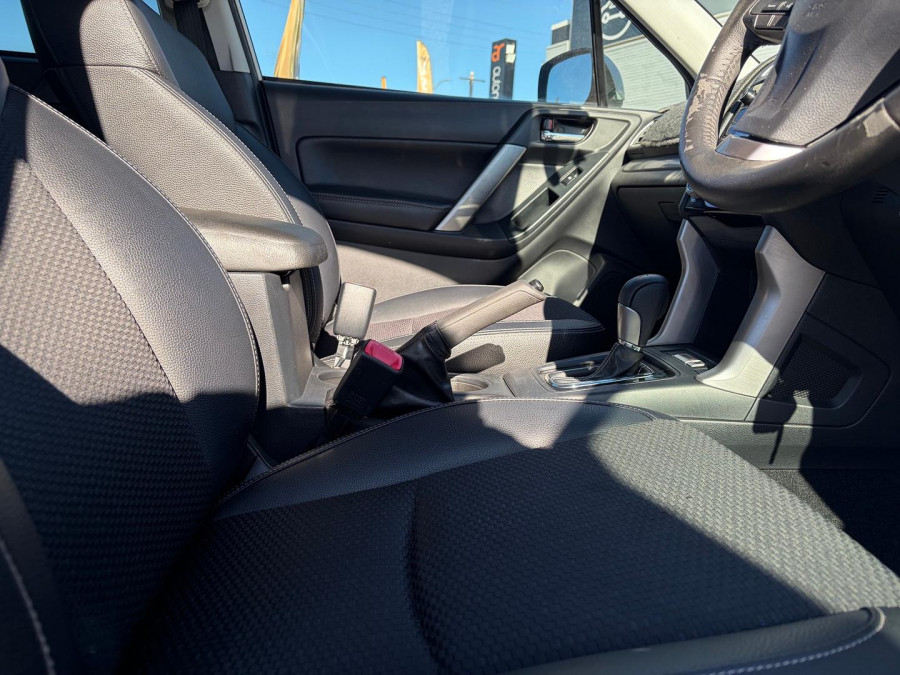 2015 Subaru Forester S4 Premium SUV Image 11