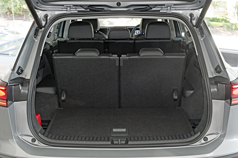 2025 Volkswagen Tayron R4 110TSI Life SUV