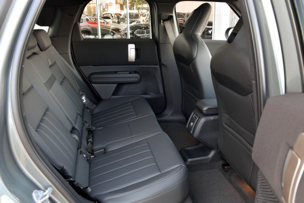 2026 MINI Countryman U25 E Favoured SUV image 5