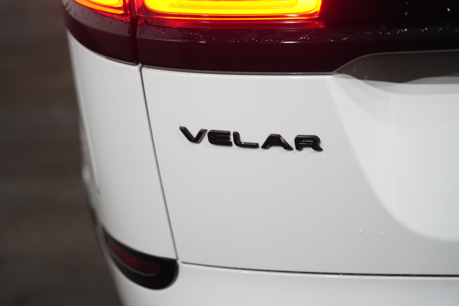 2023 Land Rover Range Rover Velar L560 D300 Edition SUV Image 9