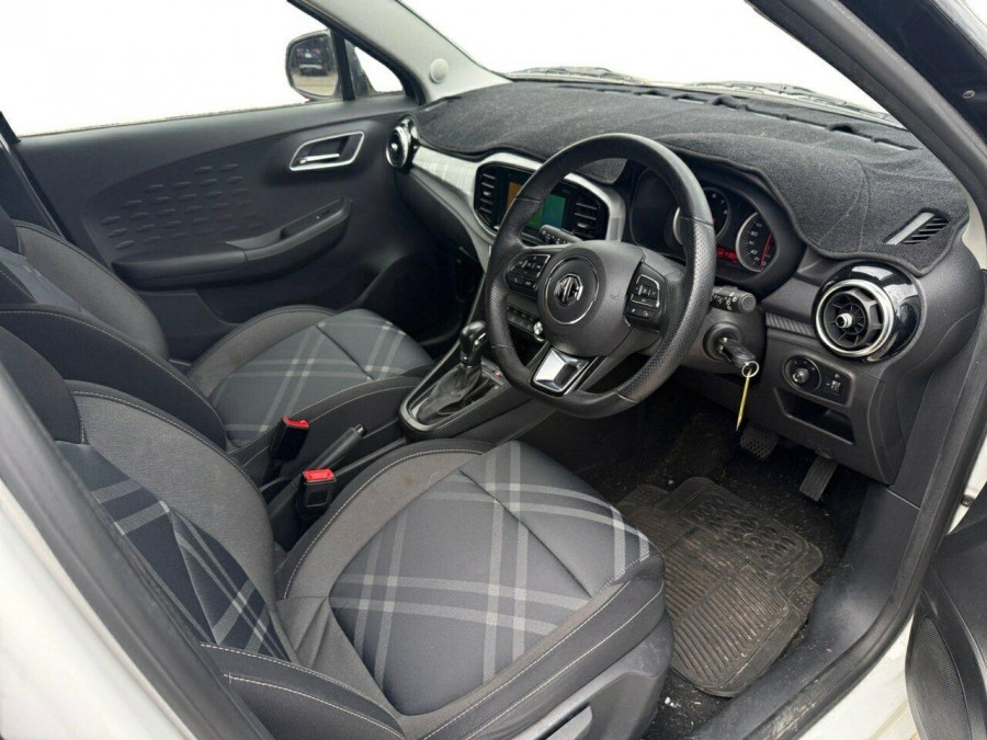 2021 MG MG3 SZP1 Core Hatch Image 9