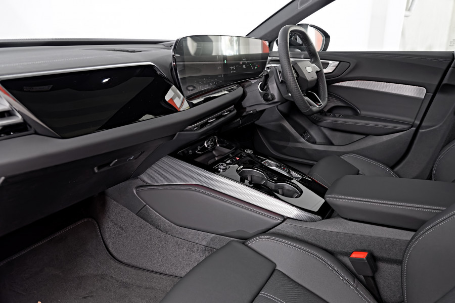 2025 Audi A5 B10 e-hybrid S-Line Wagon