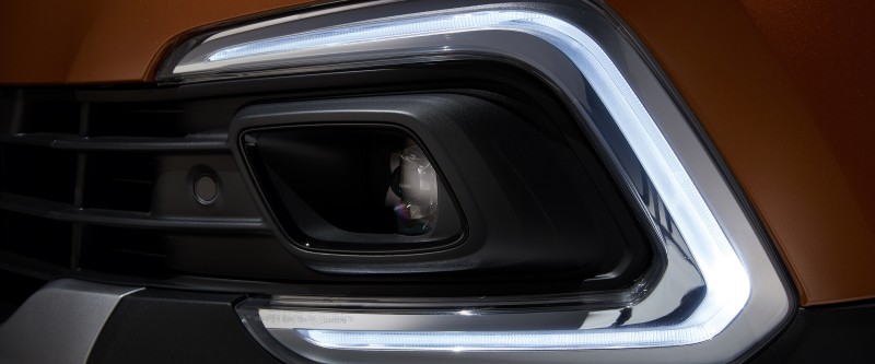 Captur LED daytime running lights