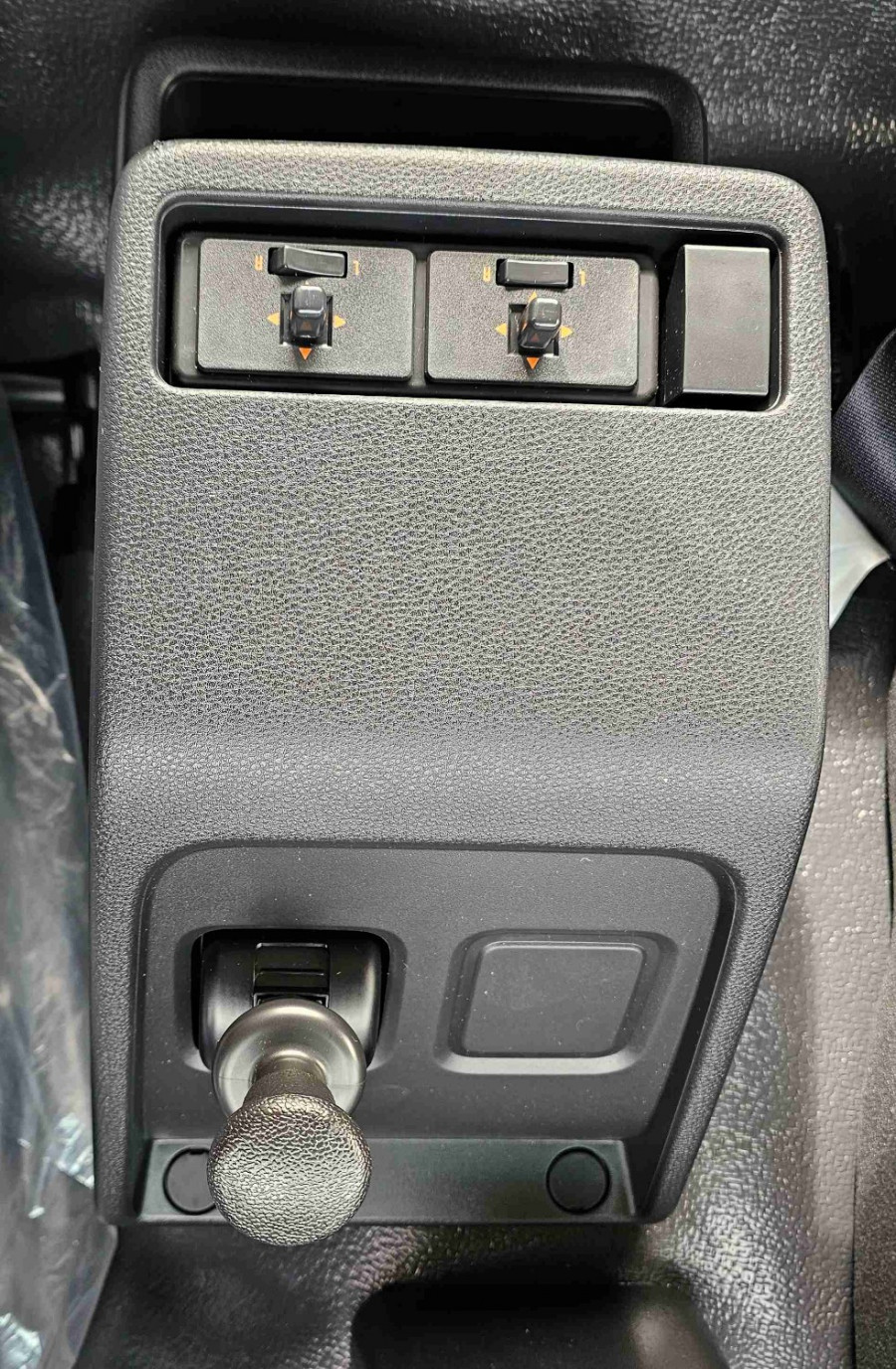 2025 Isuzu FVZ 260-300 AT R55 Cab Chassis Image 8
