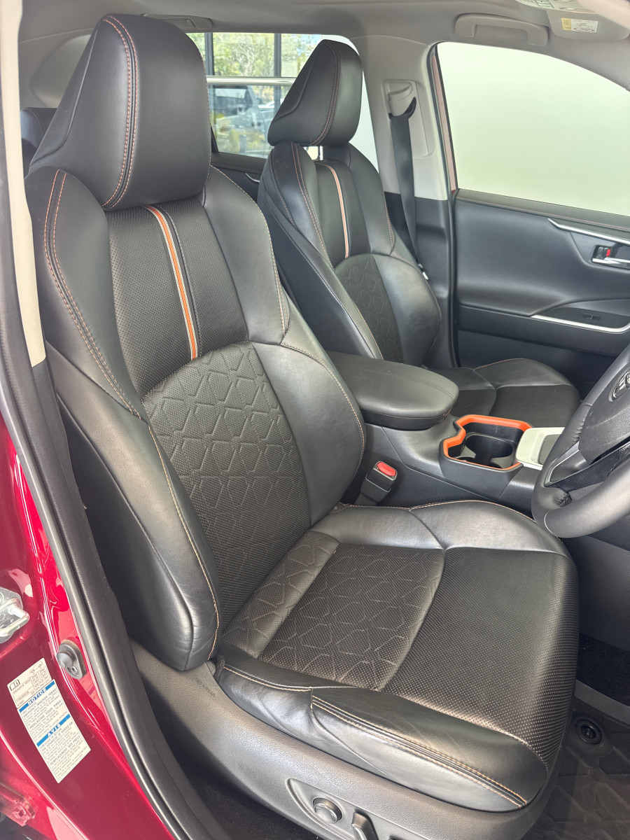 2020 Toyota RAV4 AXAA54R Edge Wagon Image 11
