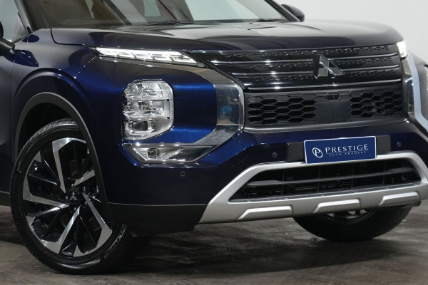 2022 Mitsubishi Outlander Aspire SUV image 2