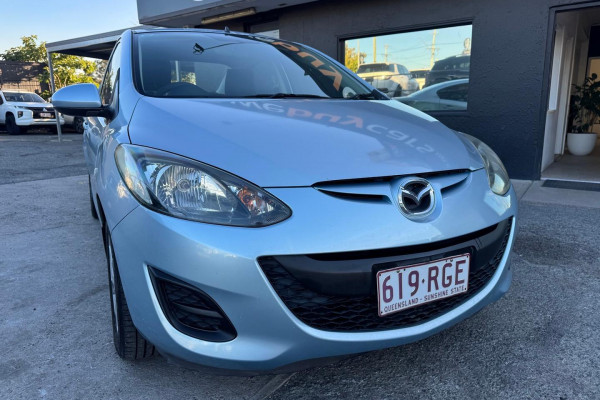 2010 Mazda 2 DE Series 2 Maxx Sedan Image 4