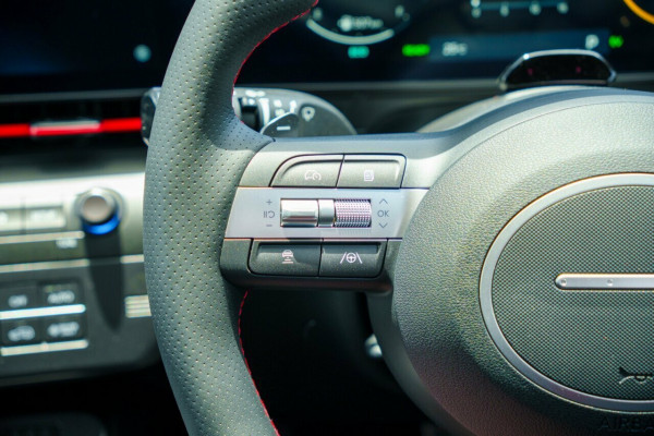 2026 Hyundai KONA HYBRID SX2.V3 Elite N Line SUV Image 11