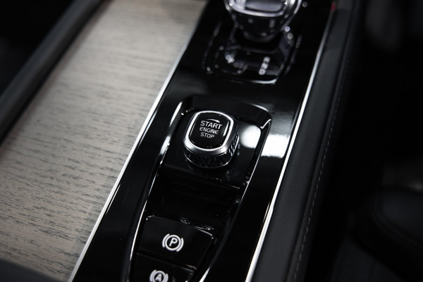 2026 Volvo XC90 L Series Ultra B5 Bright SUV Image 14