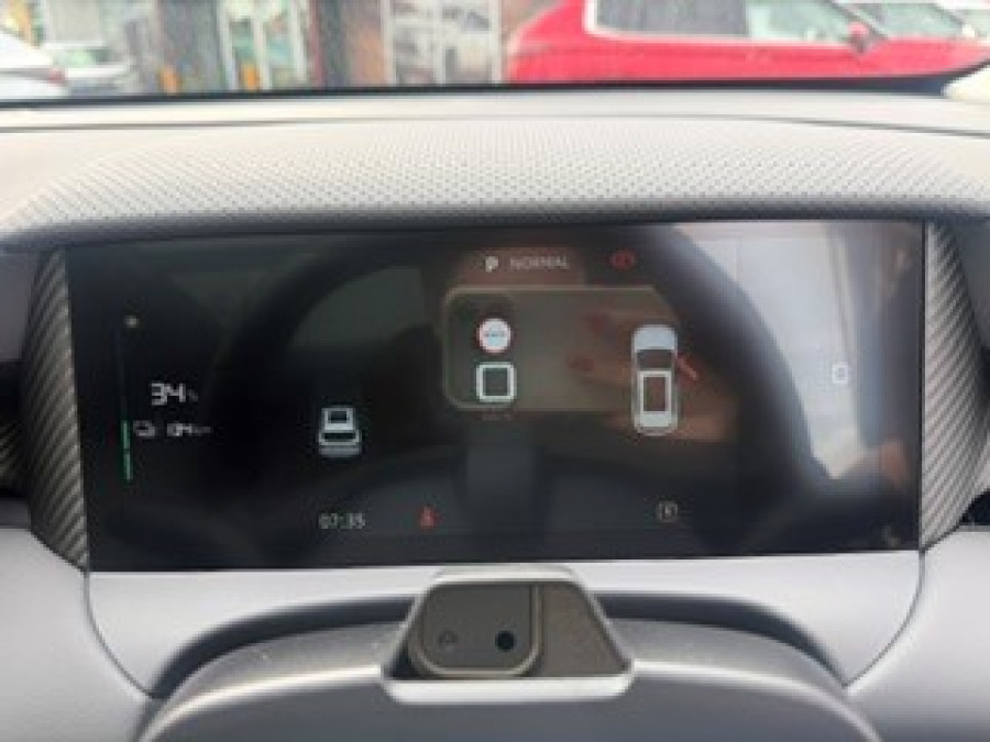 2025 MG MGS5 EV ZS3EM Essence 62 SUV Image 12