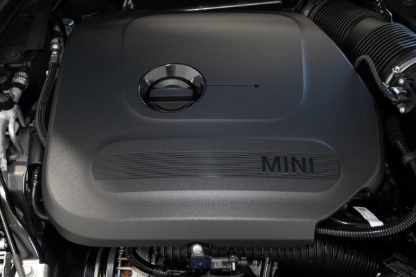 2025 MINI Cooper F65 C Classic Hatch