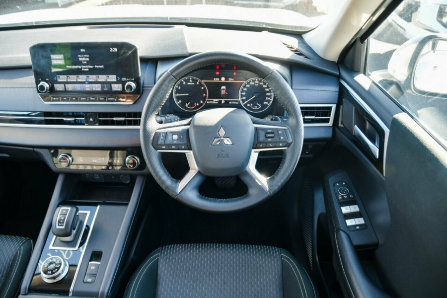 2023 Mitsubishi Outlander ZM LS Wagon Image 10