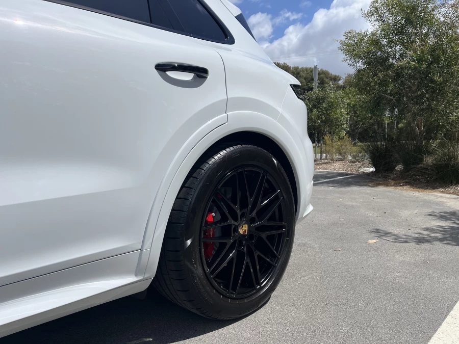 2024 Porsche Cayenne 9YA II GTS SUV Image 13