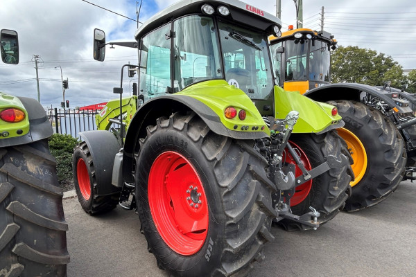 2026 CLAAS TRACTORS 4WD & FWA Image 4