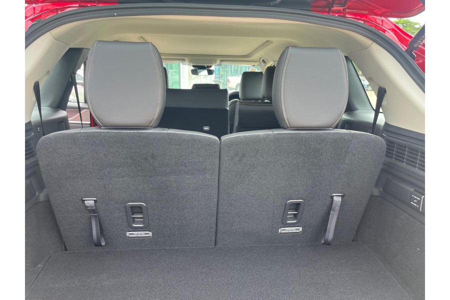 2024 Mazda CX-80 KL G40e GT SUV Image 18