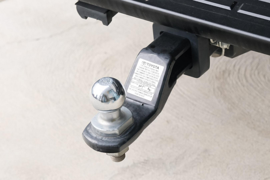 2021 Toyota HiLux GUN126R Rogue Dual Cab Pick Up Image 10