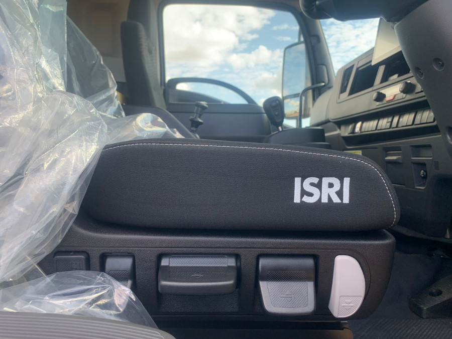 2025 Isuzu FSR 140/120-240 AM R56 Cab Chassis Image 9