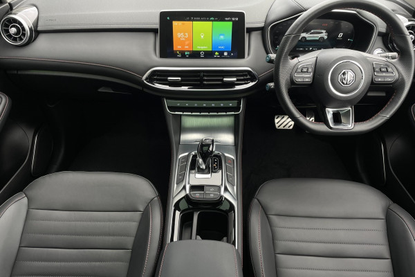 2025 MG HS Plug-in Hybrid Essence SUV Image 14