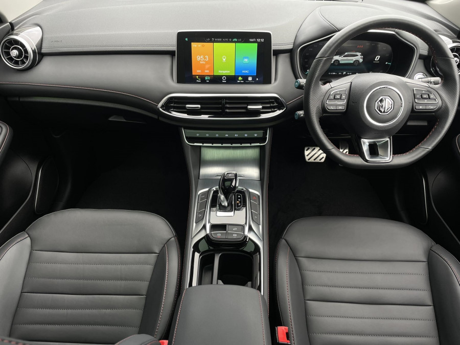 2025 MG HS Plug-in Hybrid Essence SUV Image 14