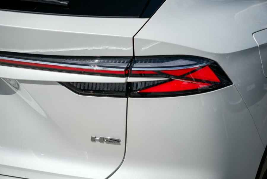 2025 MG HS AS33 Essence SUV Image 7