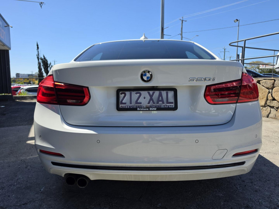 2016 BMW 3 Series F30 LCI 320i Sport Line Sedan Image 10