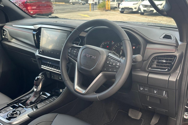 2026 MY25.5 Isuzu MU-X RJ X-TERRAIN SUV Image 8