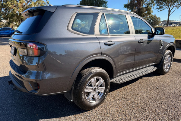 2025 MY25.25 Ford Everest UB Ambiente SUV Image 10