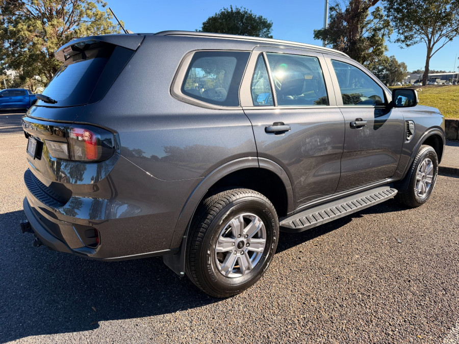 2025 MY25.25 Ford Everest UB Ambiente SUV Image 10