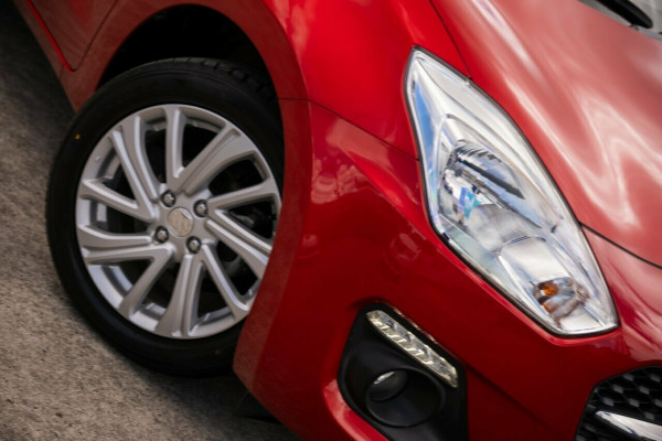2021 Suzuki Swift AZ Series II GL Navigator Hatch Image 6