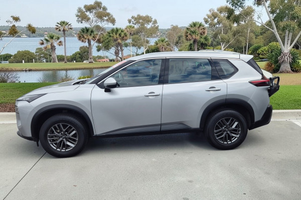 2024 MY25 Nissan X-Trail T33 ST SUV Image 4