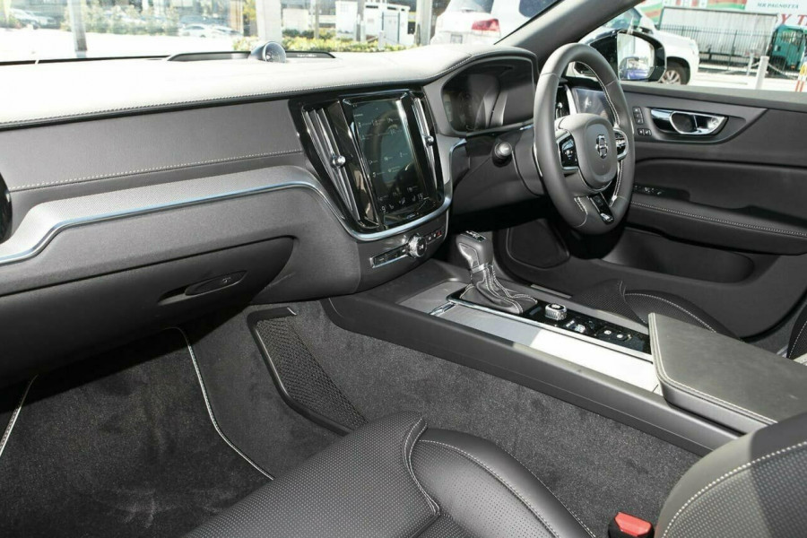 2019 MY20 Volvo V60 F-Series T5 R-Design Wagon Image 7