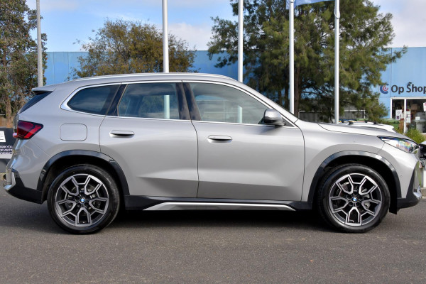 2025 BMW X1 U11 xDrive20i SUV image 3