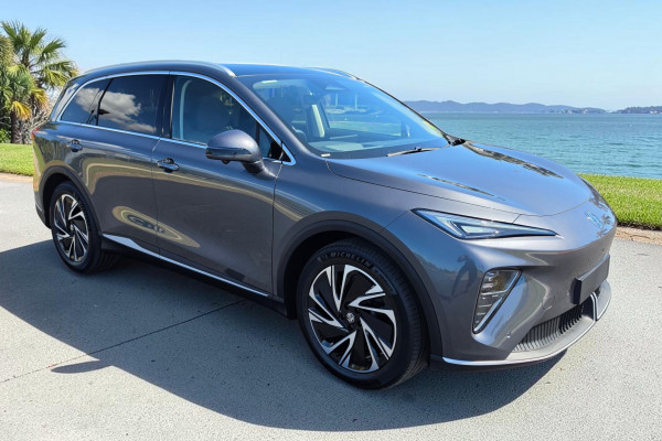 2026 MG MGS6 EV IS3E Essence SUV Image 1