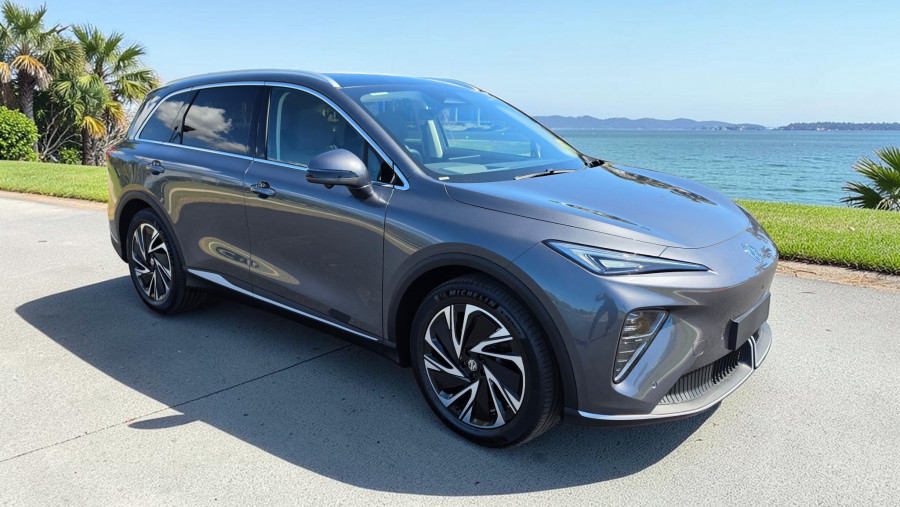 2026 MG MGS6 EV IS3E Essence SUV Image 1