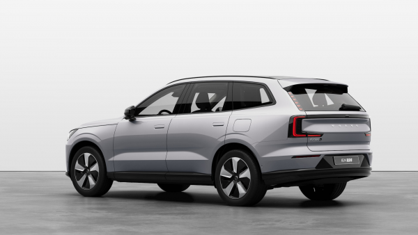 2025 Volvo EX90 No Series Plus Twin Motor SUV image 3