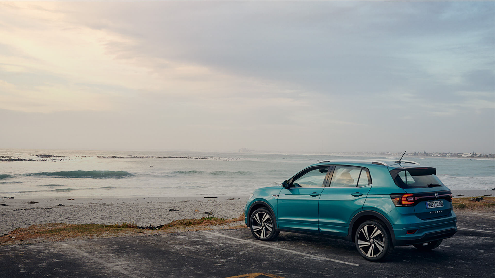 THE NEW T-CROSS, ARRIVING IN 2020. Image