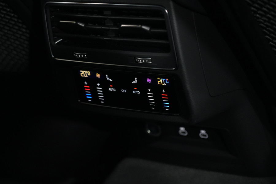 2021 Audi Q7 4M 55 TFSI S line SUV Image 33